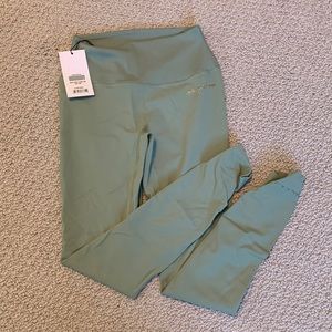 Whitney Simmons V2 leggings